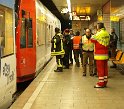 Person unter Bahn Koeln Hoehenberg Fuldaerstr P93